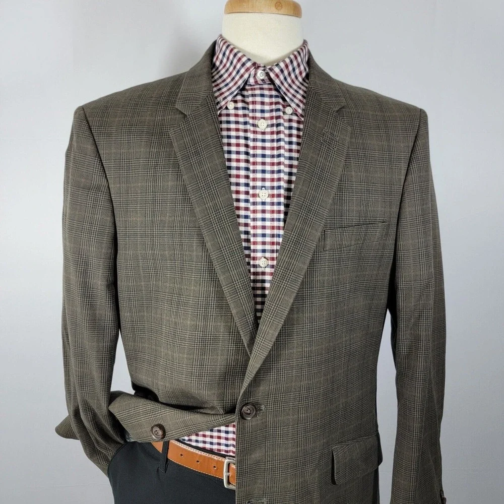 Haggar Mens Sport Coat Blazer Two Button Brown Plaid Cotton Poly Rayon Blend 44L